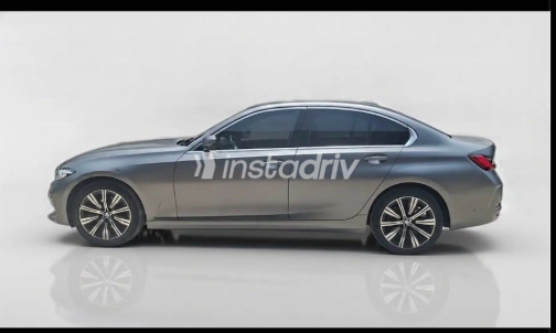 BMW 320 2024 Silver Automatic Used for Sale in Tanta - 1