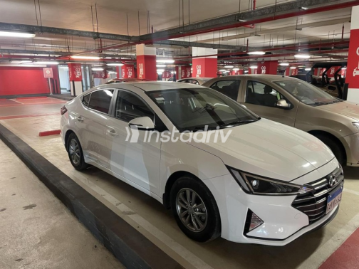 Hyundai Elantra AD 2025 White Automatic Used for Sale in Greater Cairo ( Cairo + Giza) - 3