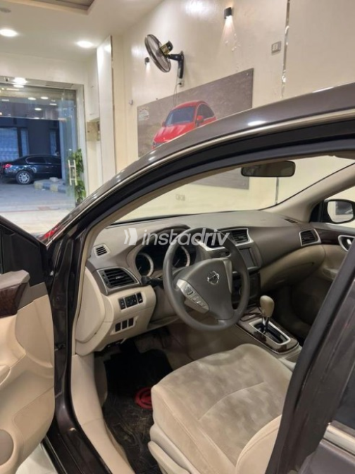 Nissan Sentra 2024 Gray Automatic Used for Sale in El Haram - 5