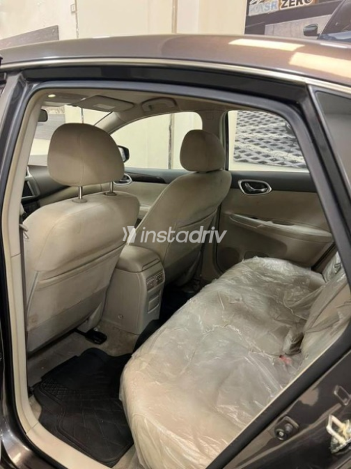 Nissan Sentra 2024 Gray Automatic Used for Sale in El Haram - 6