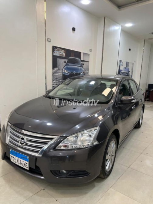 Nissan Sentra 2024 Gray Automatic Used for Sale in El Haram - 7