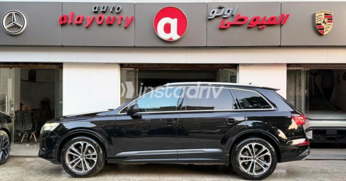 Audi Q7 2024 Black Automatic Used for Sale in Nasr city - 4