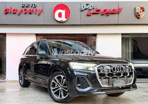 Audi Q7 2024 Black Automatic Used for Sale in Nasr city - 5