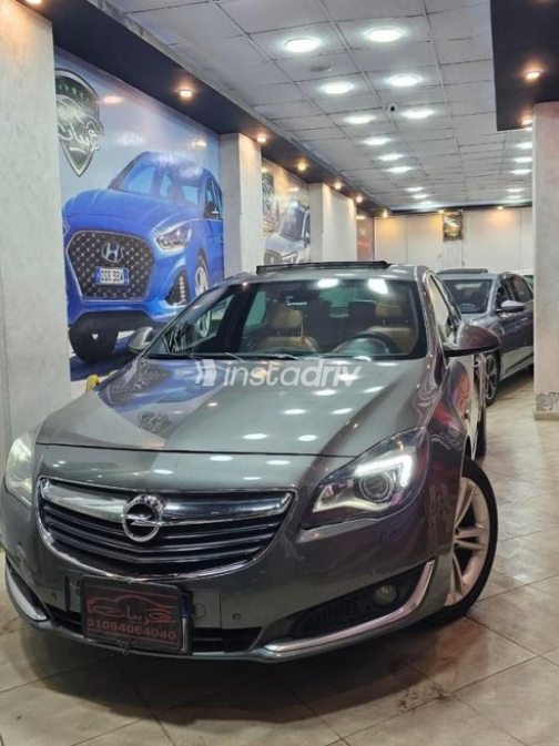Opel Insignia 2017 Silver Automatic Used for Sale in El Mahalla - 4