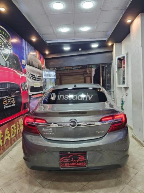 Opel Insignia 2017 Silver Automatic Used for Sale in El Mahalla - 10