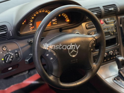 Mercedes C 240 2003 Silver Automatic Used for Sale in Cairo - 8