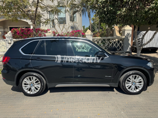 بي ام دبليو X5 2016 أسود أوتوماتيك مستعملة للبيع في الجيزة - 4