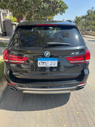 بي ام دبليو X5 2016 أسود أوتوماتيك مستعملة للبيع في الجيزة