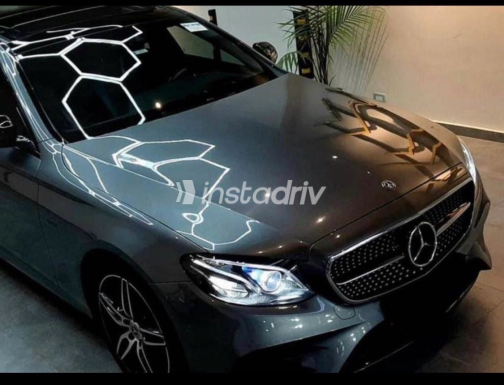 Mercedes E 350 2018 Gray Automatic Used for Sale in Nasr city - 5