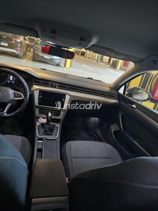 Volkswagen Passat 2021 White Automatic Used for Sale in Greater Cairo ( Cairo + Giza) - 3