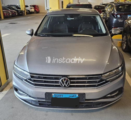 Volkswagen Passat 2021 White Automatic Used for Sale in Greater Cairo ( Cairo + Giza) - 4