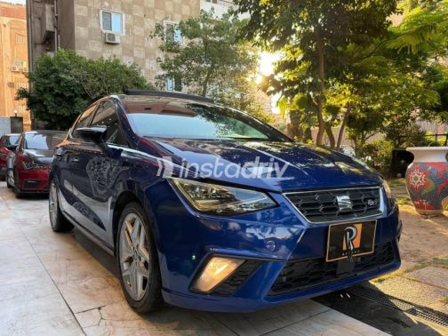 سيات ابيزا 2021 أزرق غامق أوتوماتيك مستعملة للبيع في الإسماعيلية - 3