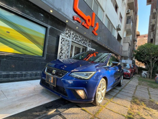 سيات ابيزا 2021 أزرق غامق أوتوماتيك مستعملة للبيع في الإسماعيلية