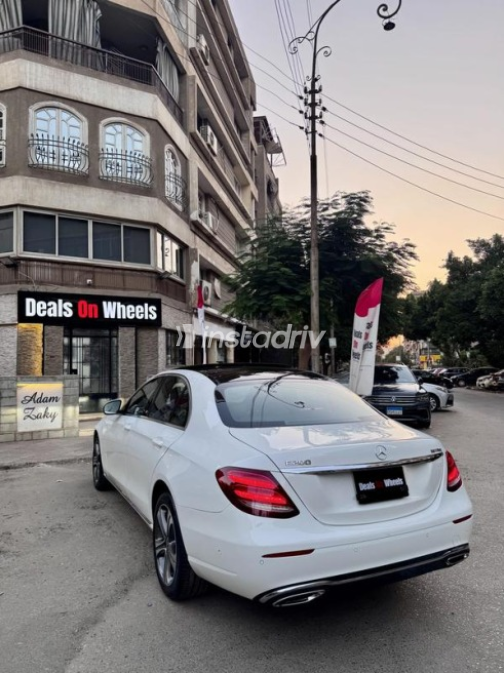 Mercedes E 200 2020 White Automatic Used for Sale in Heliopolis - 5