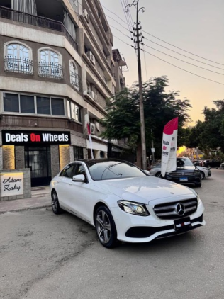 Mercedes E 200 2020 White Automatic Used for Sale in Heliopolis
