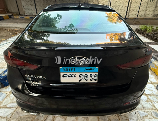 Hyundai Elantra AD 2017 Black Automatic Used for Sale in Nasr city - 3