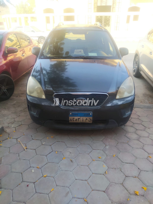Kia Carens 2013 Dark Gray Automatic Used for Sale in Qalyubia - 2