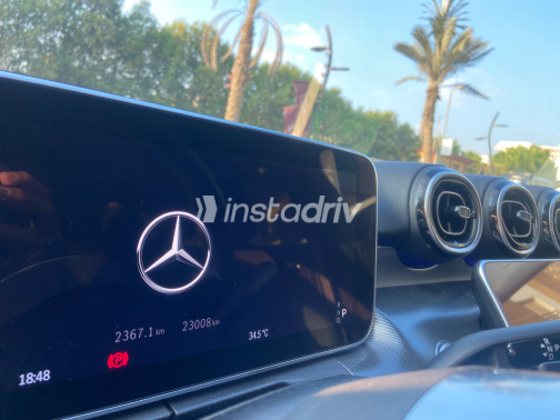 Mercedes C 180 2022 Black Automatic Used for Sale in Cairo - 9