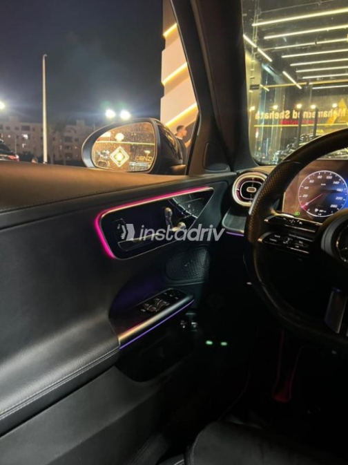 مرسيدس C 300 2022 أزرق غامق أوتوماتيك مستعملة للبيع في القاهرة - 10