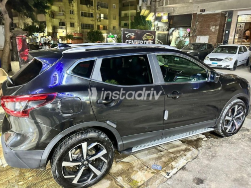 Nissan Qashqai 2019 White Automatic Used for Sale in Greater Cairo ( Cairo + Giza) - 9