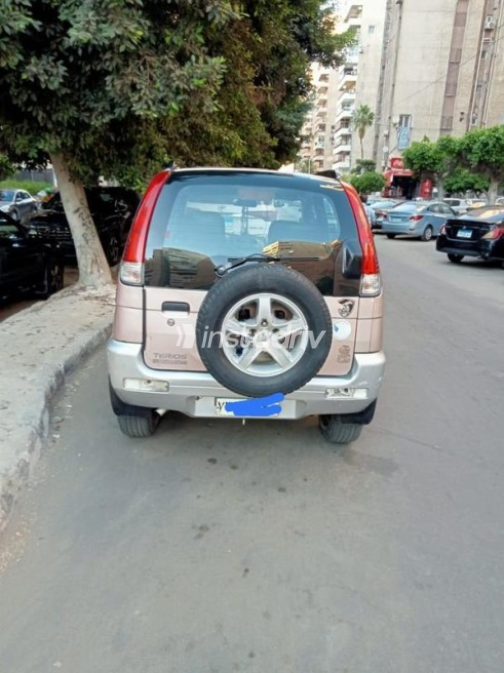 Daihatsu Terios 2002 Champagne Automatic Used for Sale in Alexandria - 1