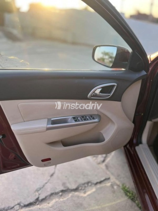Chevrolet Optra 2023 White Automatic Used for Sale in Greater Cairo ( Cairo + Giza) - 7