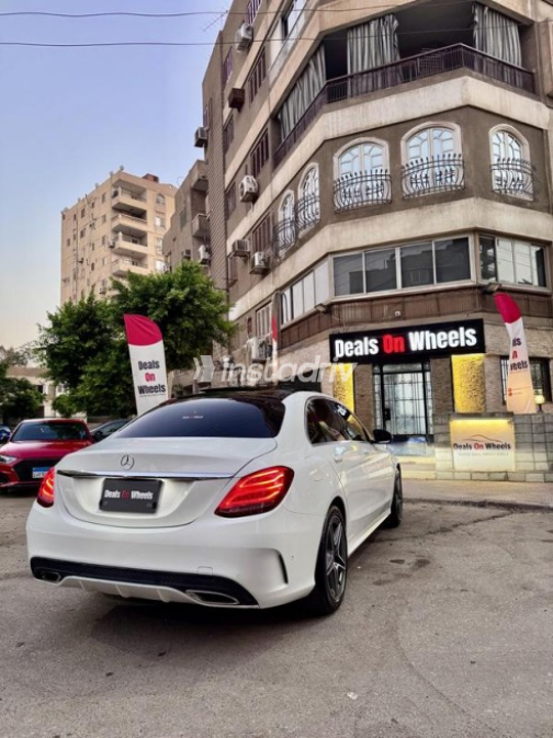 مرسيدس C 180 2018 أبيض أوتوماتيك مستعملة للبيع في مصر الجديدة - 5