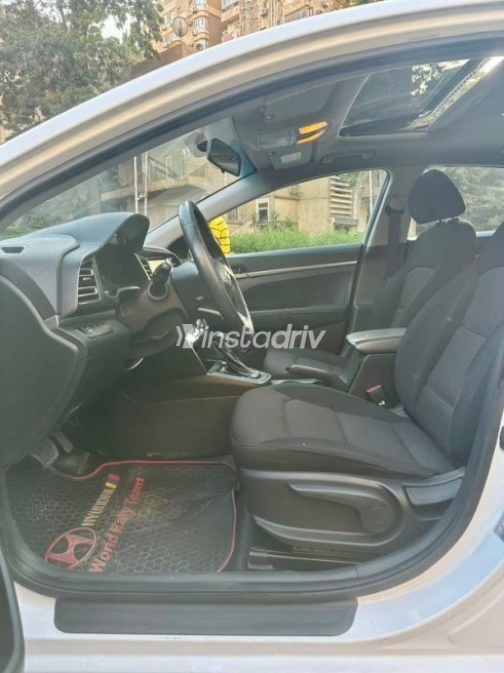 Hyundai Elantra 2020 White Automatic Used for Sale in Mohandessin - 5