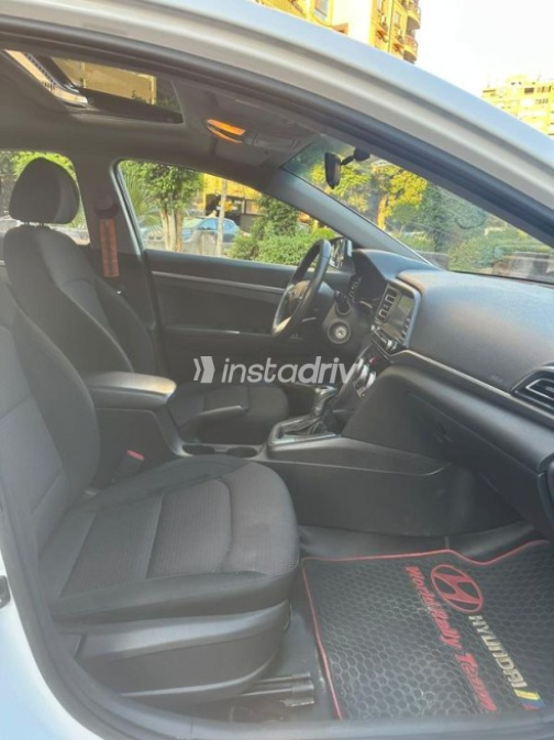 Hyundai Elantra 2020 White Automatic Used for Sale in Mohandessin - 6