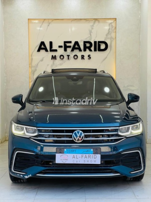 Volkswagen Tiguan 2024 Dark Blue Automatic Used for Sale in Alexandria - 1