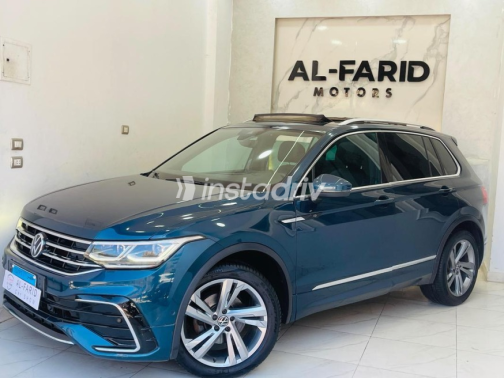 Volkswagen Tiguan 2024 Dark Blue Automatic Used for Sale in Alexandria - 2