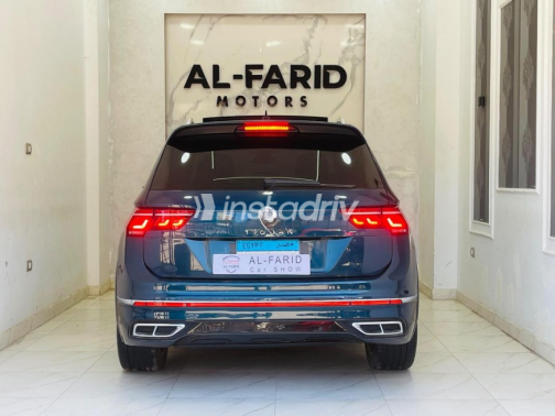 Volkswagen Tiguan 2024 Dark Blue Automatic Used for Sale in Alexandria - 4
