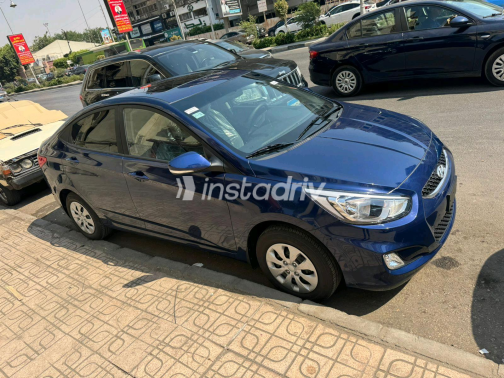هيونداي اكسنت 2025 أبيض أوتوماتيك مستعملة للبيع في شيراتون - 1