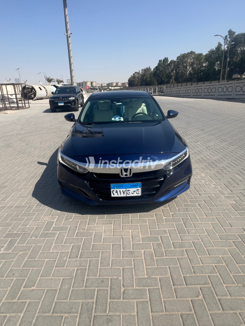 هوندا أكورد 2020 أبيض أوتوماتيك مستعملة للبيع في مرسى مطروح - 2