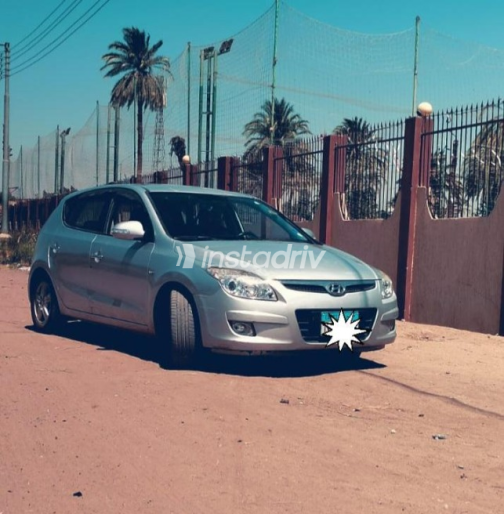 Hyundai I30 2009 Silver Automatic Used for Sale in Cairo - 1