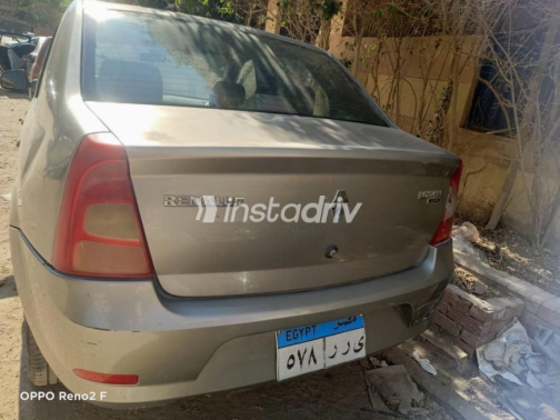 Renault Logan 2012 Gold Manual Used for Sale in Pyramids Gardens - 2