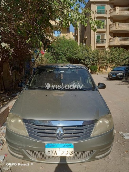 Renault Logan 2012 Gold Manual Used for Sale in Pyramids Gardens - 4