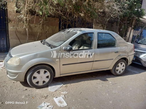 Renault Logan 2012 Gold Manual Used for Sale in Pyramids Gardens - 7