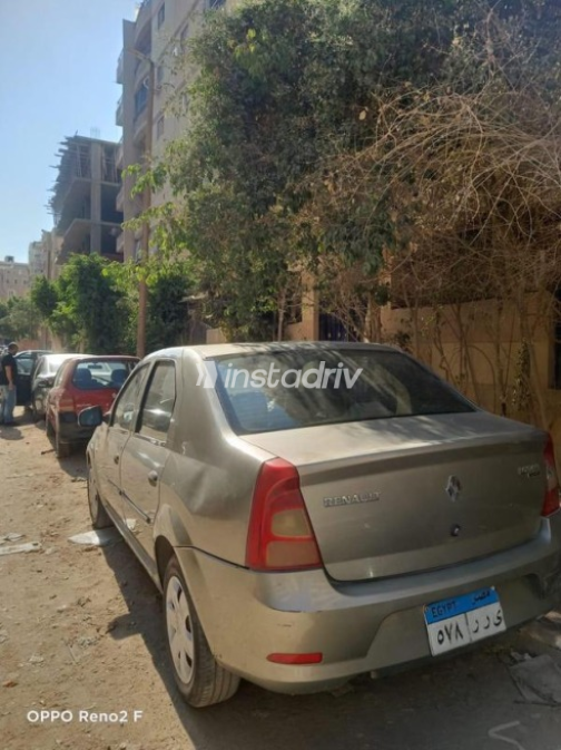 Renault Logan 2012 Gold Manual Used for Sale in Pyramids Gardens - 8