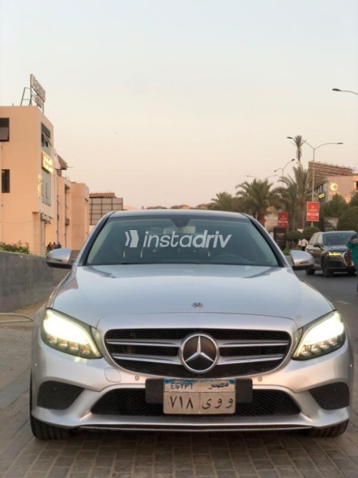 مرسيدس C 180 2020 فضي أوتوماتيك مستعملة للبيع في مدينة الشيخ زايد - 4