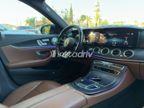 مرسيدس E 200 2021 أسود أوتوماتيك مستعملة للبيع في الإسماعيلية - 9