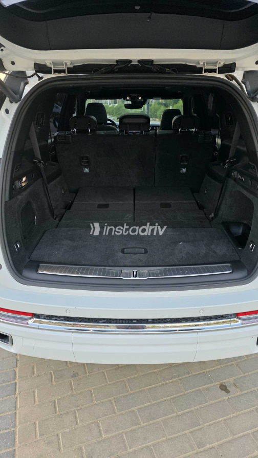 Jeep Grand Cherokee 2022 White Automatic Used for Sale in Giza - 1