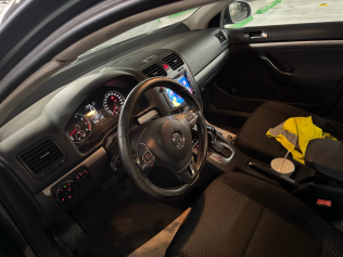 Volkswagen Jetta 2011 Gray Automatic Used for Sale in Nasr city
