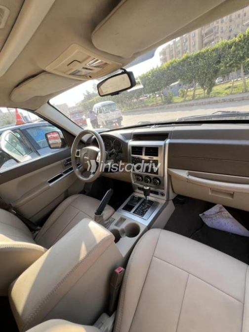Jeep Cherokee 2010 Black Automatic Used for Sale in 6 October - 7