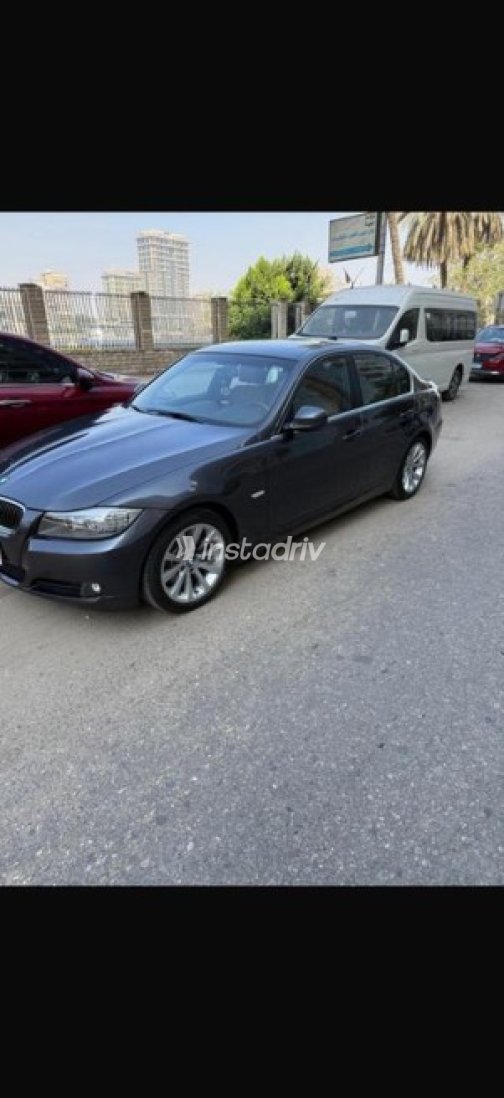 BMW 330 2010 Dark Gray Automatic Used for Sale in Cairo - 2