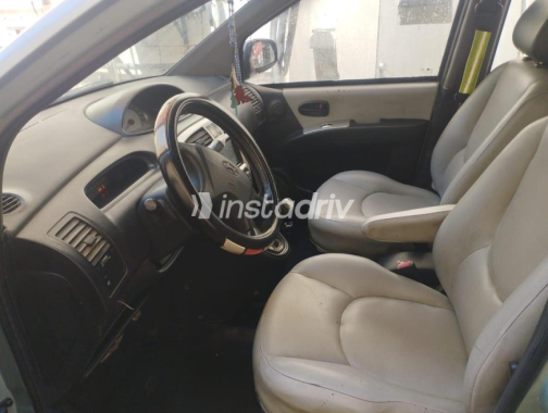 Hyundai Matrix 2001 Silver Automatic Used for Sale in Heliopolis - 6