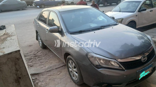 Byd F3 2022 White Automatic Used for Sale in Greater Cairo ( Cairo + Giza) - 5