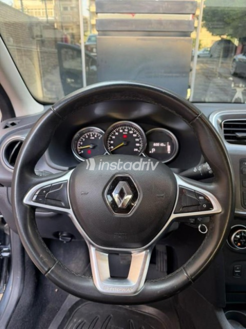 Renault Sandero Step Way 2023 Gray Automatic Used for Sale in Heliopolis - 2