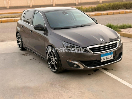 بيجو 308 2015 برونزي أوتوماتيك مستعملة للبيع في طنطا - 3