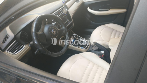 ام جى 5 2021 أسود أوتوماتيك مستعملة للبيع في الإسكندرية - 2